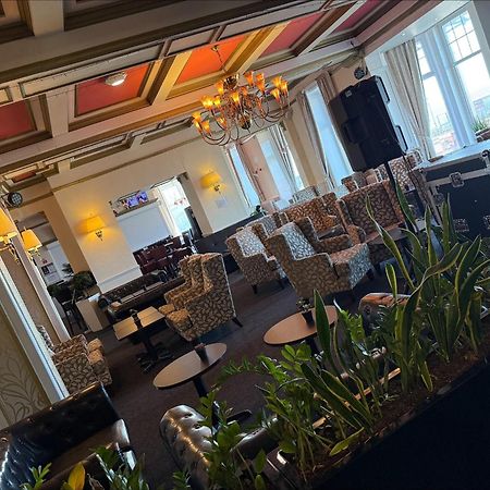 בלקפול The Savoy Hotel (Adults Only) מראה חיצוני תמונה