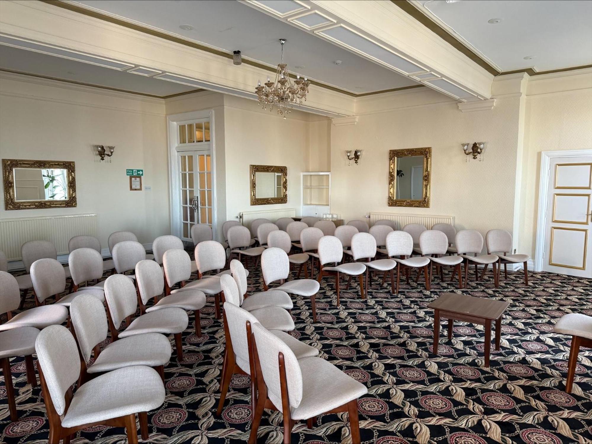 בלקפול The Savoy Hotel (Adults Only) מראה חיצוני תמונה