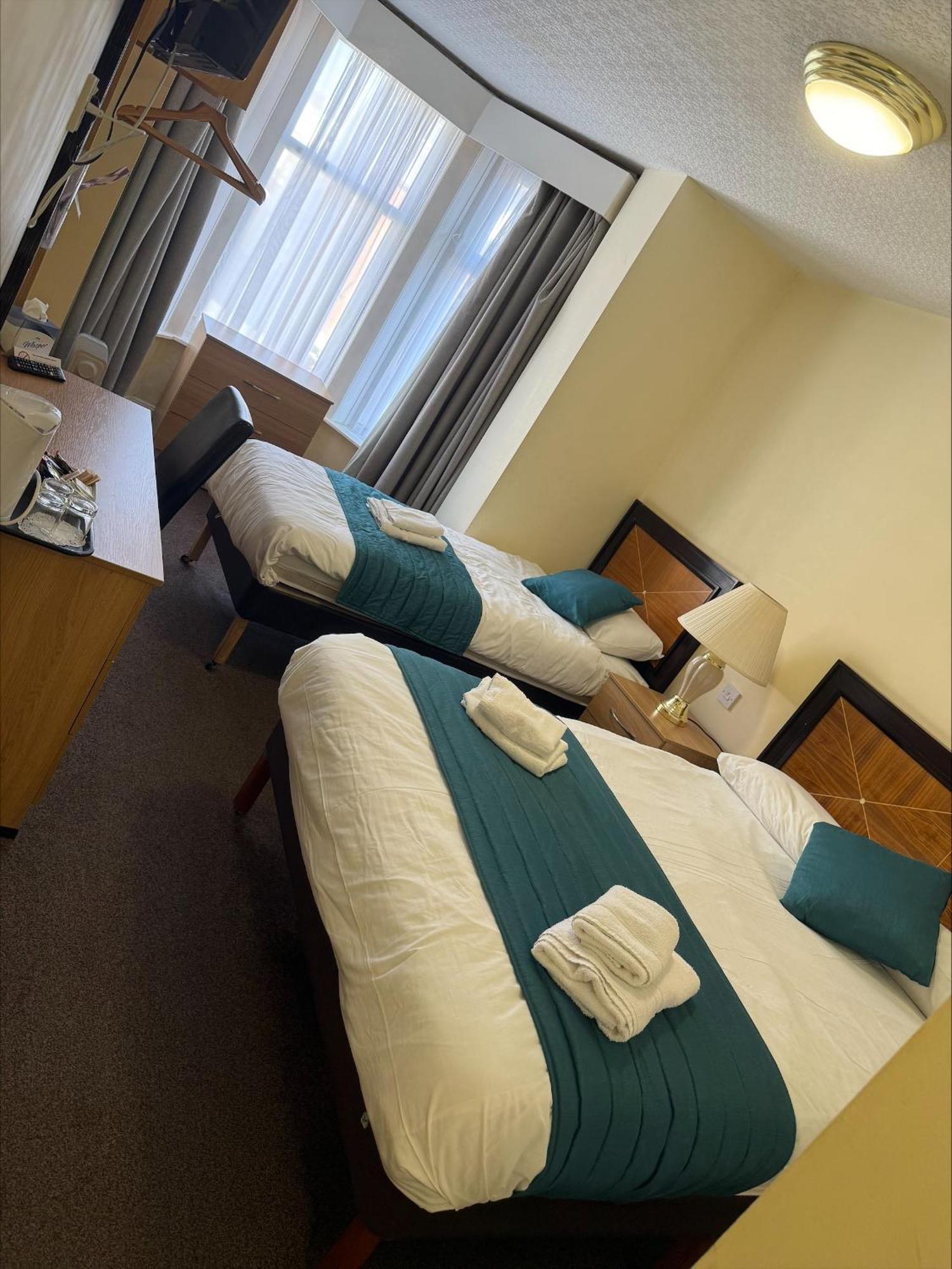 בלקפול The Savoy Hotel (Adults Only) מראה חיצוני תמונה