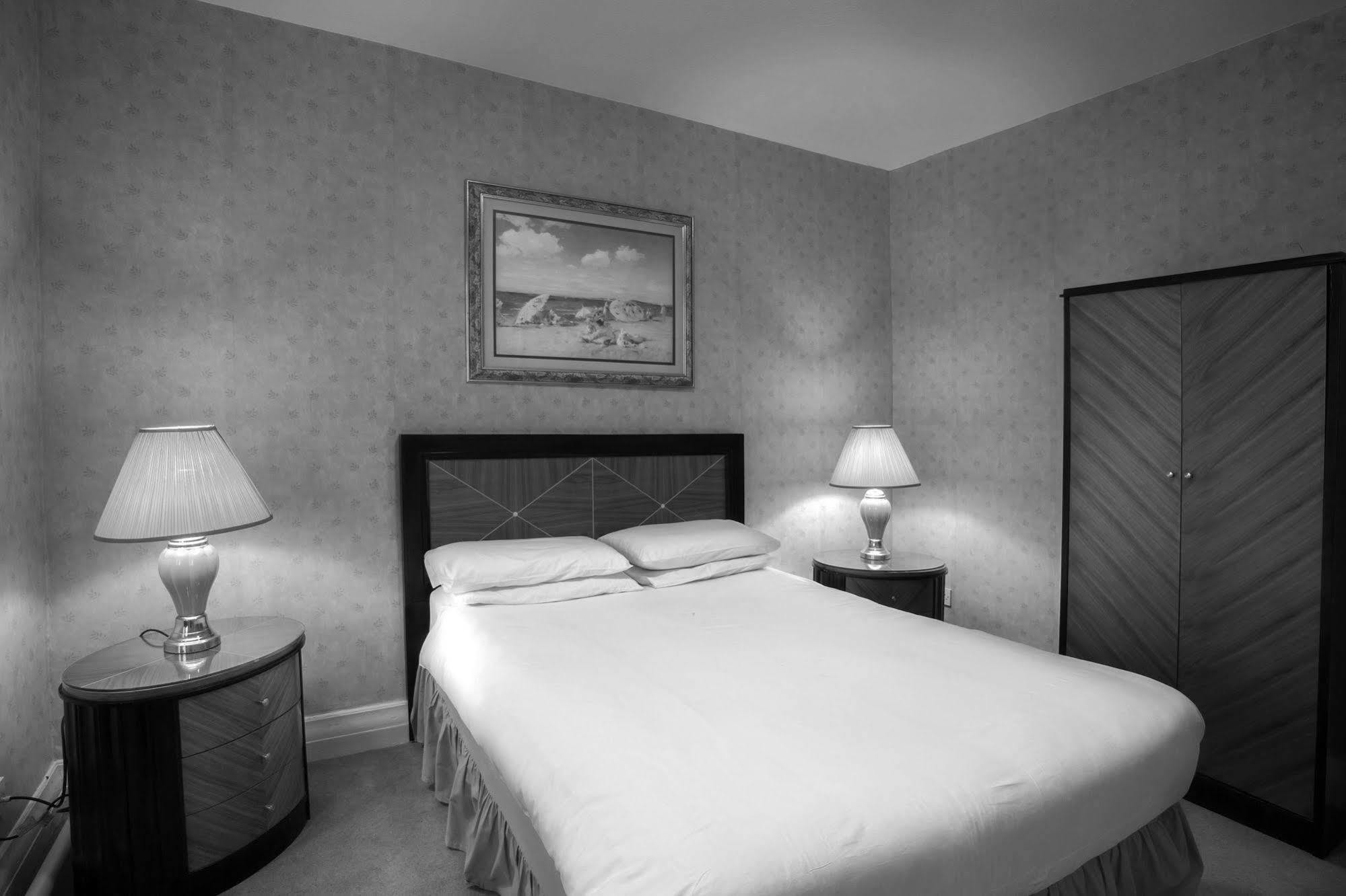 בלקפול The Savoy Hotel (Adults Only) מראה חיצוני תמונה
